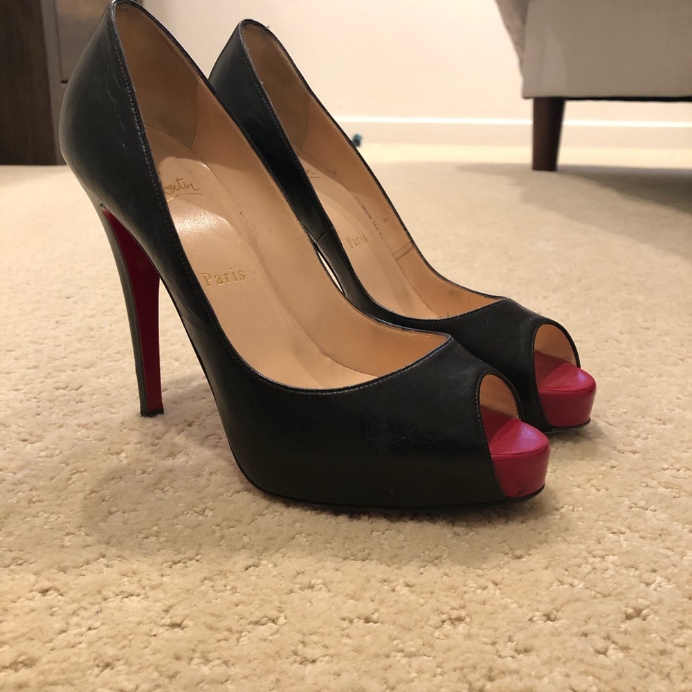 Christian Louboutin peep black toe heels - size 7